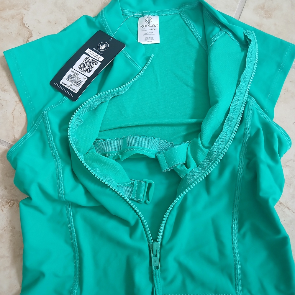 NWT Body Glove Aqua Zip-Up Bathing suit SIZE SMALL